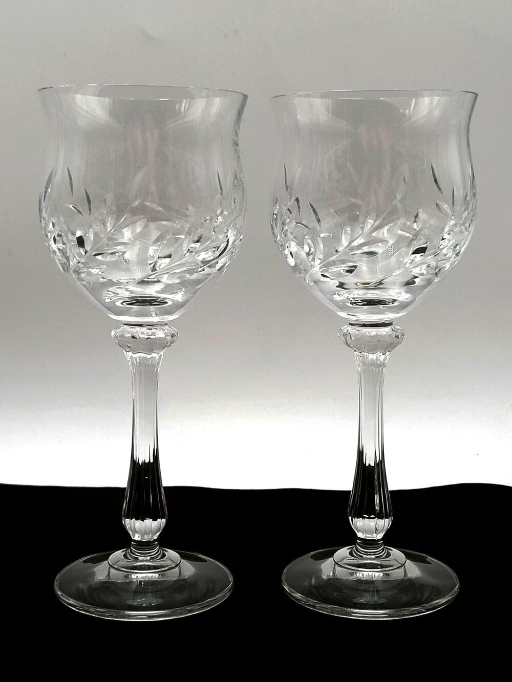 Mikasa Versailles Crystal Wine Glasses 7.25" Cut Glass Elegant Stemware Set of 2